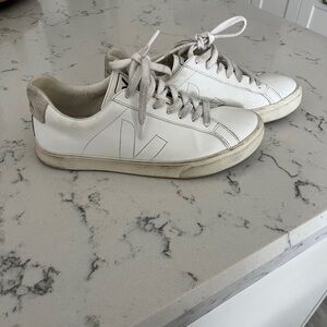 Veja esplar White Sneakers with Logo Detail suede lace up tennis shoe